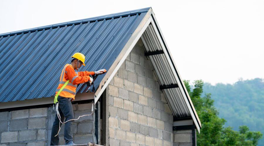 Professional residential roofers in Westfall, OR